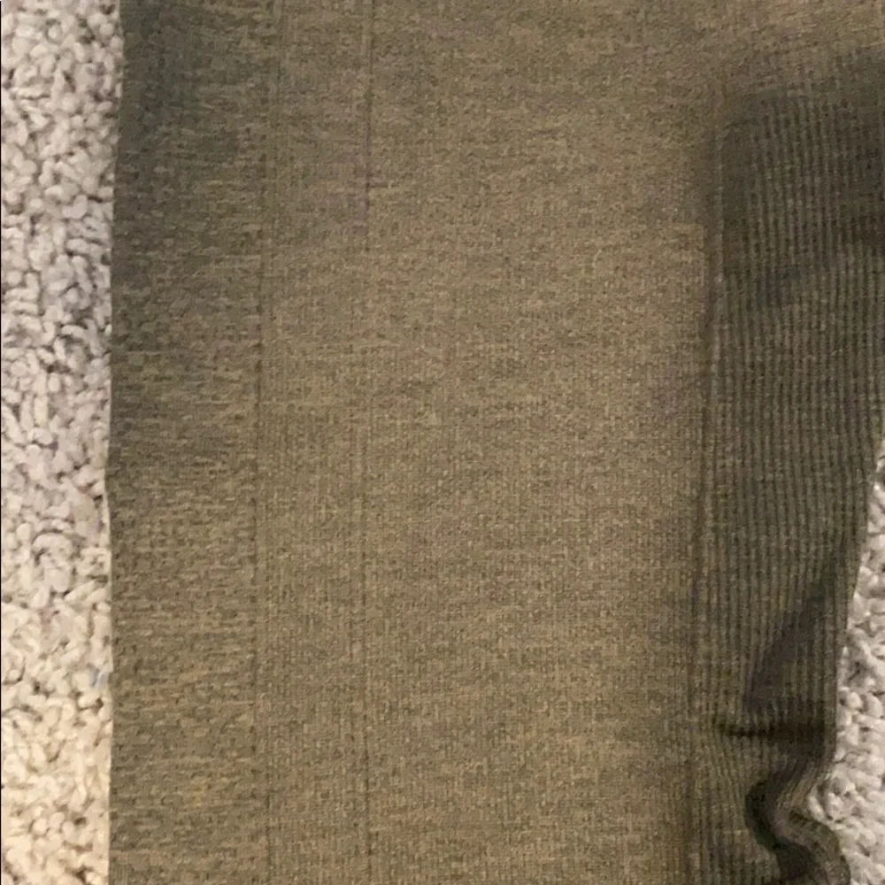 Lululemon Q5 Compression Leggings Olive Green Sz 4 - Picture 4 of 14